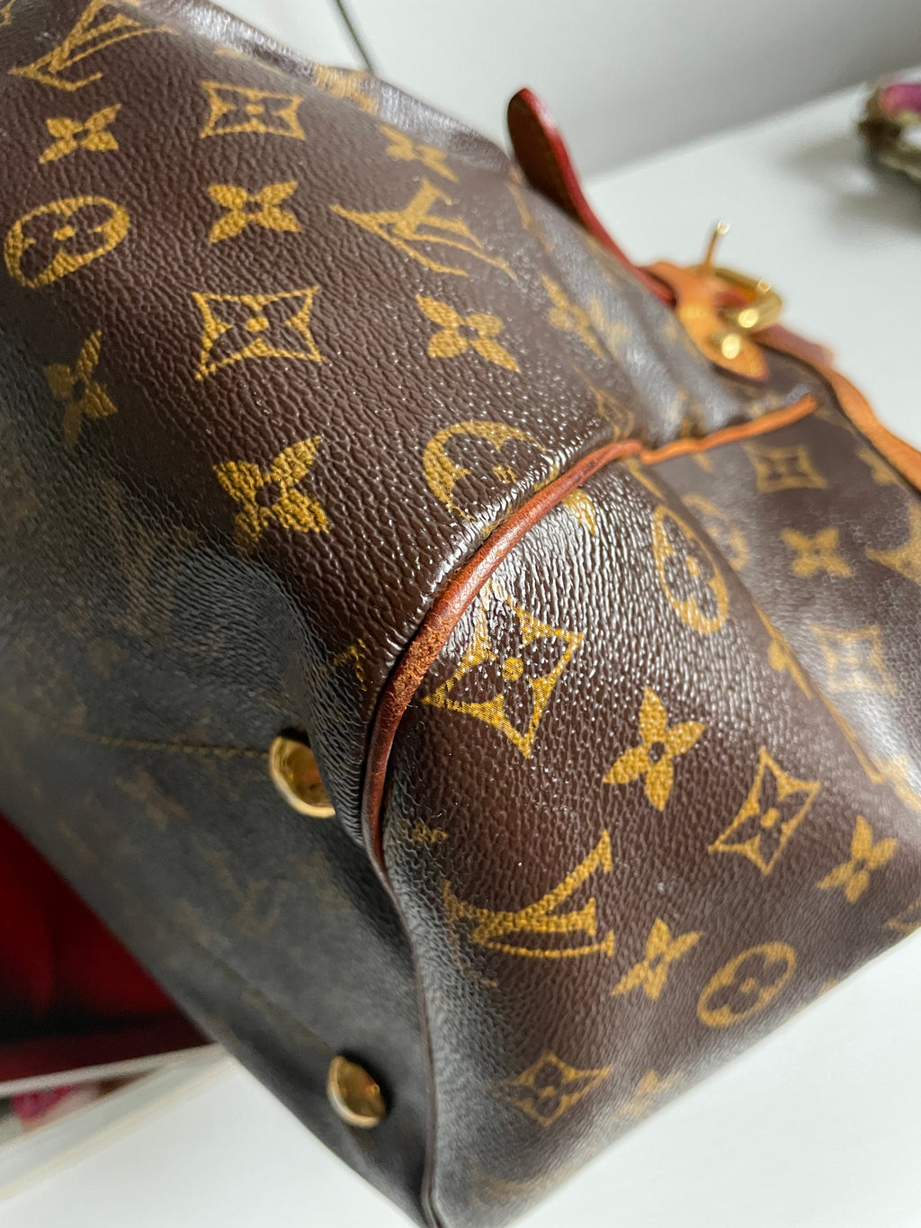 Louis Vuitton Tivoli GM