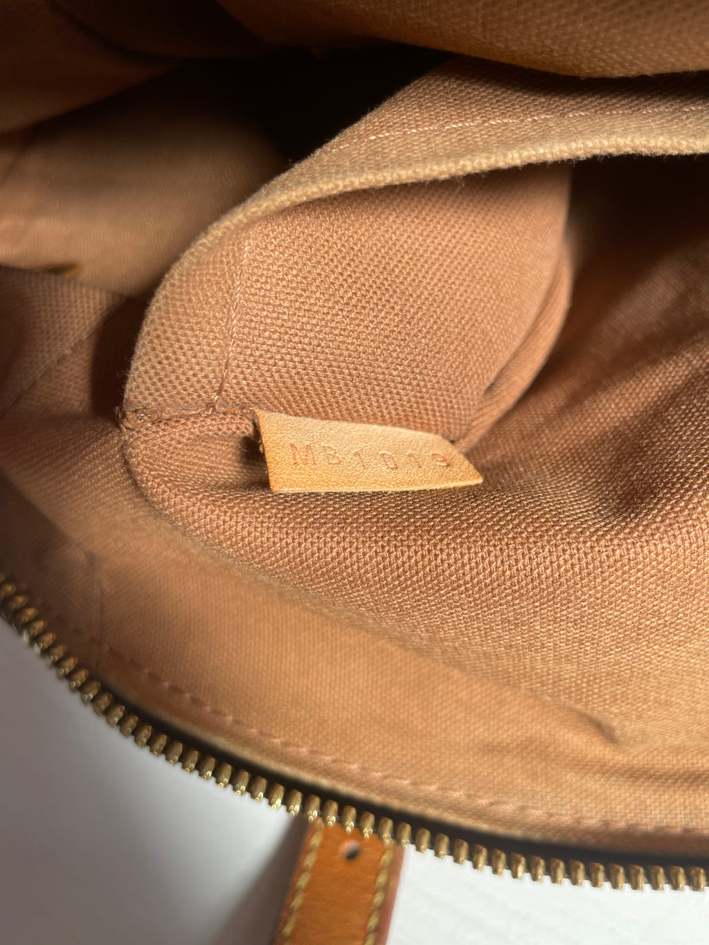 Louis Vuitton Tivoli GM