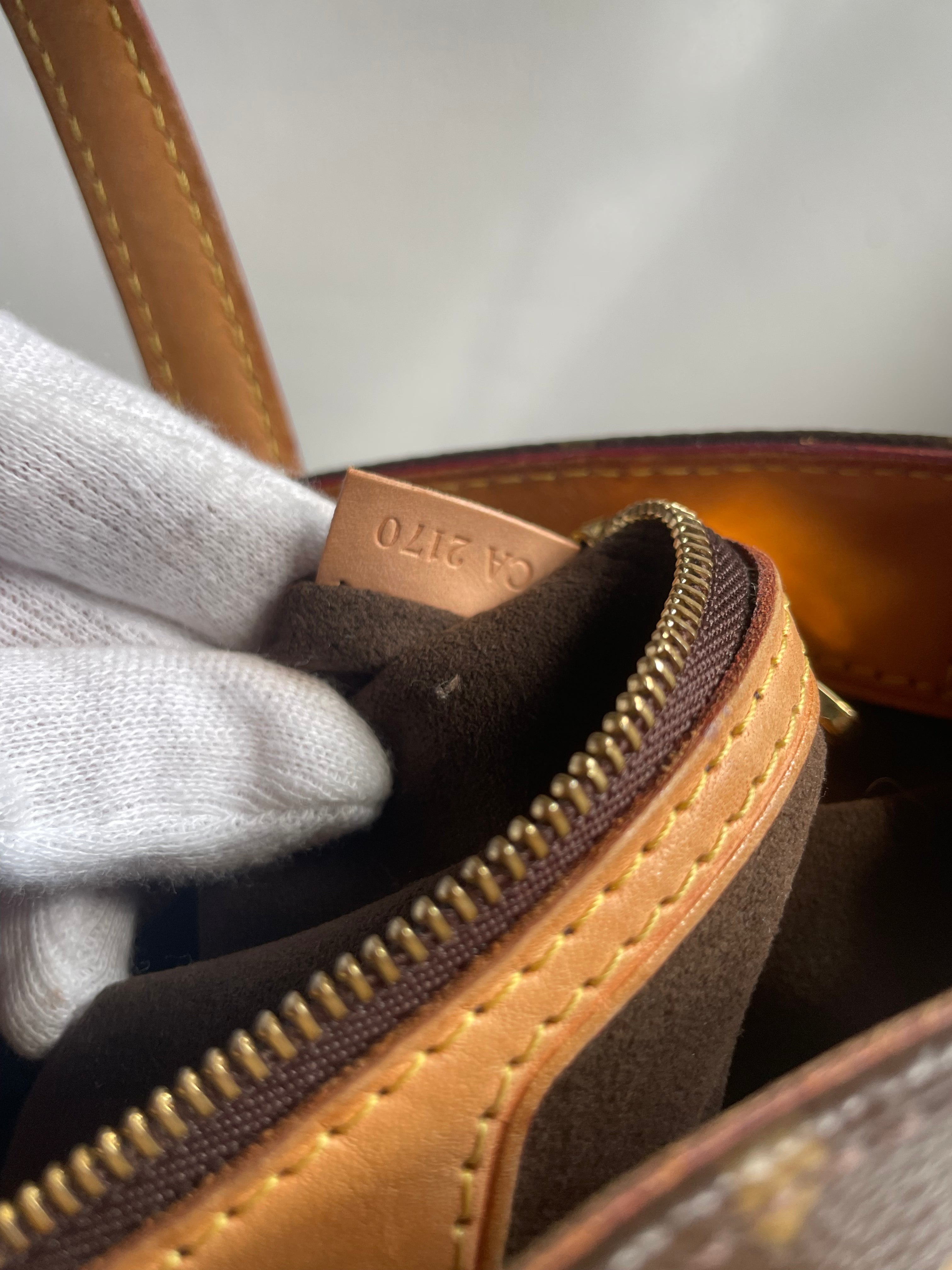 Louis Vuitton Wilshire PM